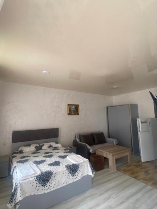 Sunshine Hotel Квариати Экстерьер фото
