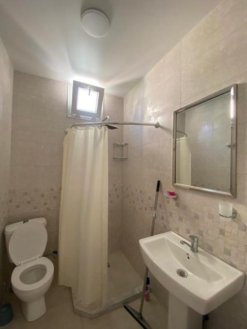 Sunshine Hotel Квариати Экстерьер фото