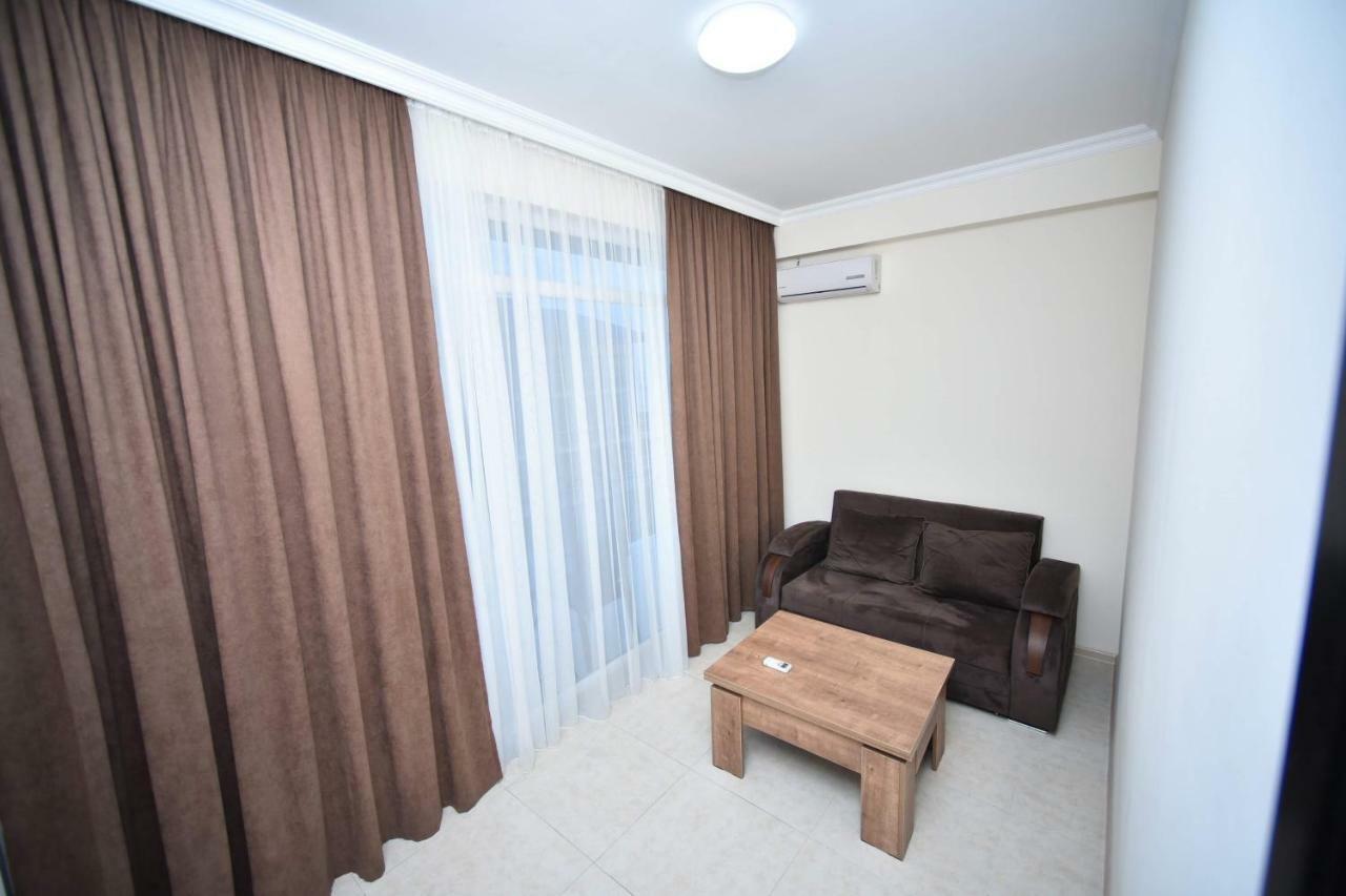 Sunshine Hotel Квариати Экстерьер фото
